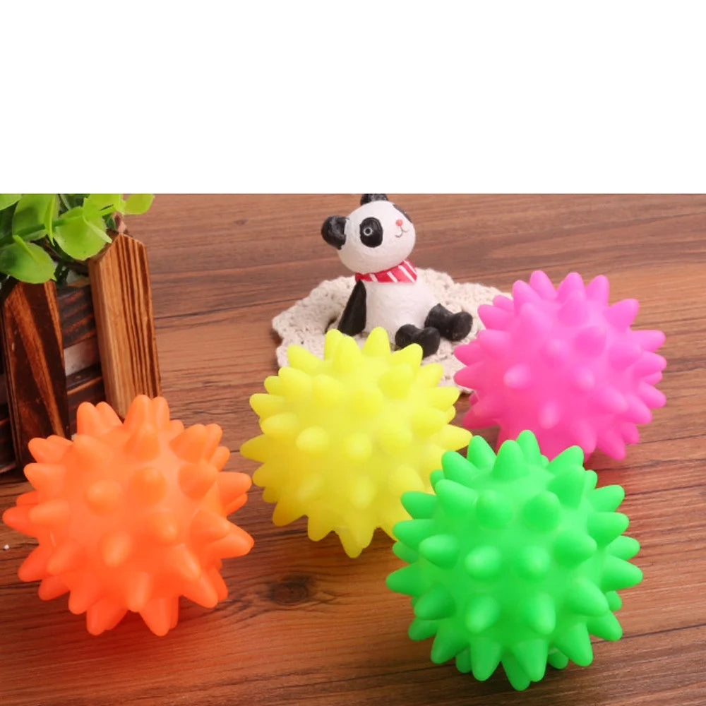 Dog Spiky Ball Toys, Dog Squeaky Chew Balls with Ultra Bouncy, Durable Rubber Dog Toys Ball for Puppy Teething Toys and Pet Cleans Teeth